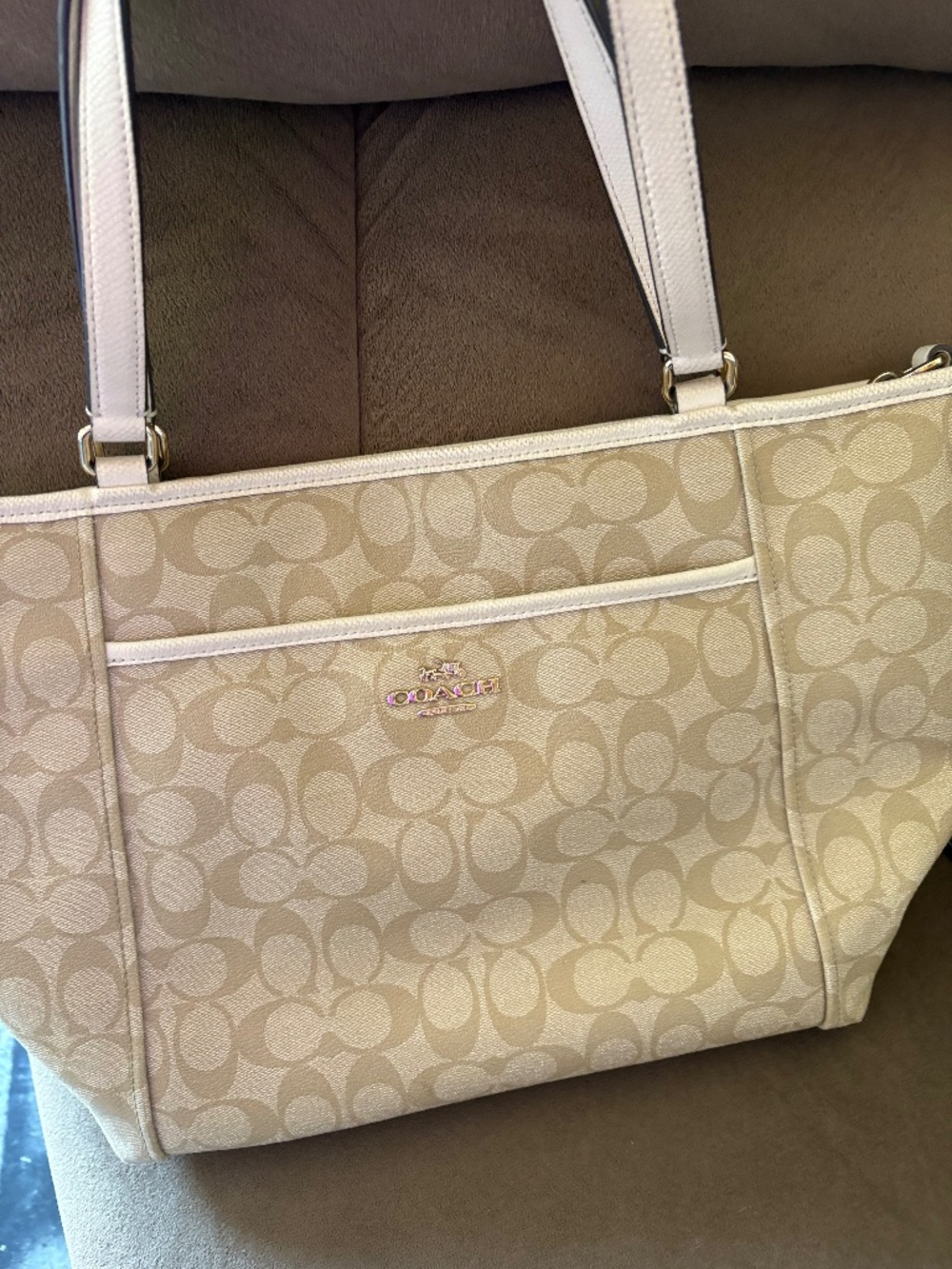 Coach tote in perfect condition like new